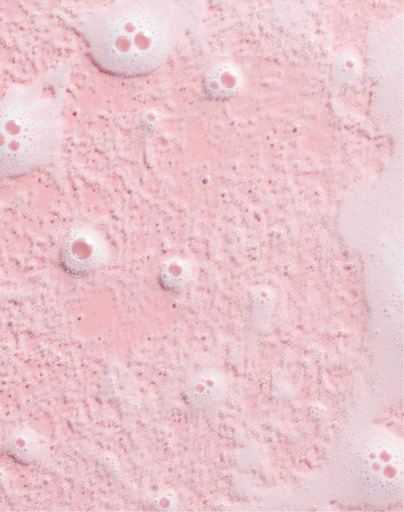 On: The Body Cotton Foot Foot Peeling Spray