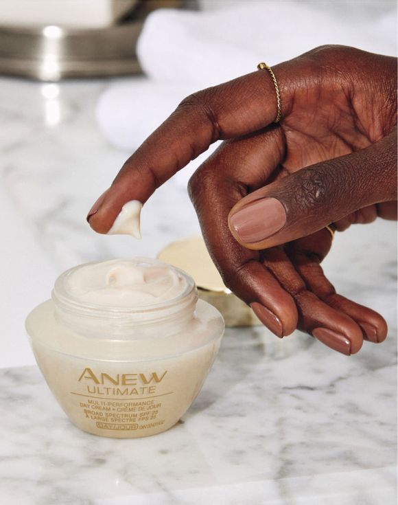 Anew Ultimate Multi-Performance Day Cream SPF 25
