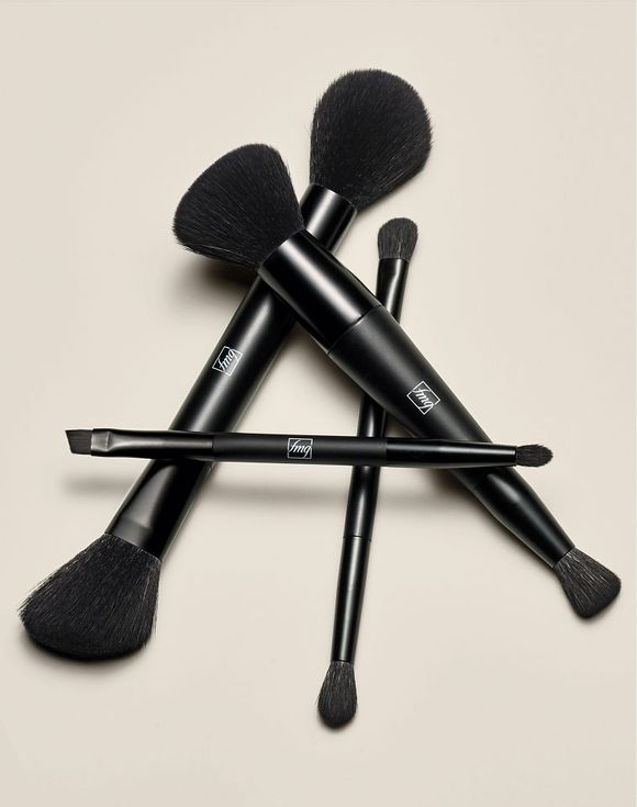 fmg Complexion Blending Brush